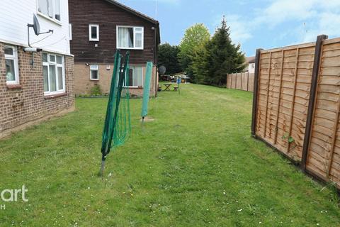 87 Holmedale, Slough, SL2 5RH