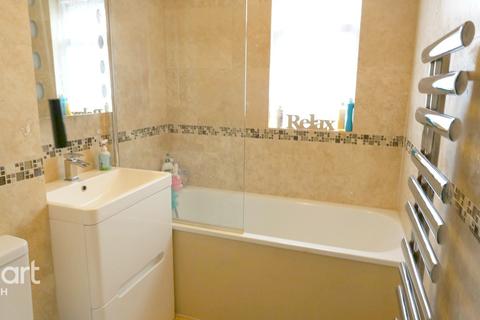 87 Holmedale, Slough, SL2 5RH