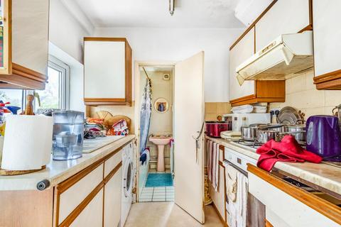 168 Elgar Road, Reading, RG2 0BN