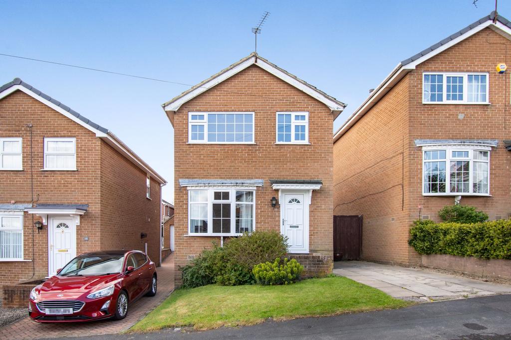 Bewerley Road, Harrogate, North Yorkshire 3 bed detached house £260,000