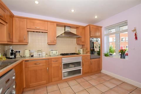 65 Oldfield Drive, Wouldham, Rochester, ME1 3GP