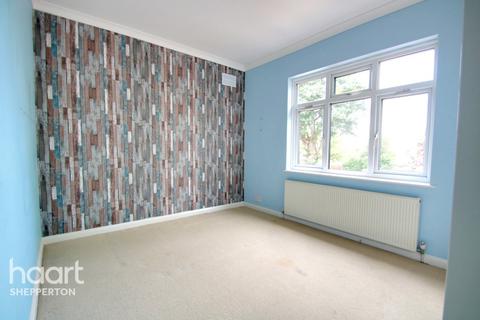 4 Heathlands Close, Sunbury-on-thames, TW16 6PA