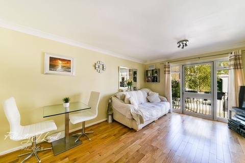 84 Tudor Road, London, E9 7RZ