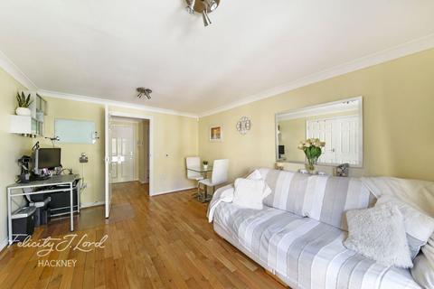 84 Tudor Road, London, E9 7RZ