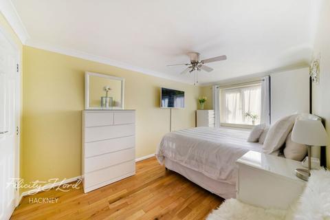 84 Tudor Road, London, E9 7RZ