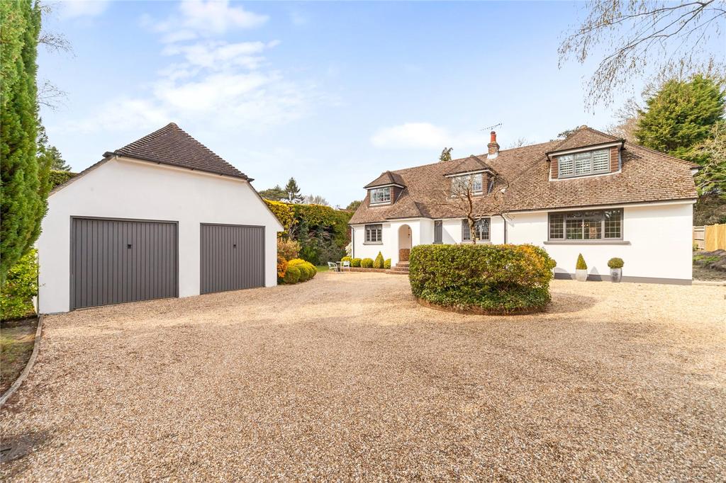 Monkmead Lane, West Chiltington, RH20 4 bed detached house for sale £