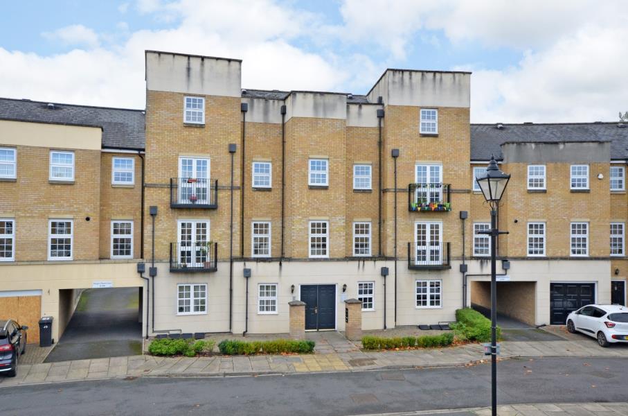 DRIVE, LEEMAN ROAD, YORK, YO26 4WY 1 bed apartment £750