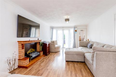 3 bedroom semi-detached house to rent, Gayhurst Close, Caversham, Reading, Berkshire, RG4