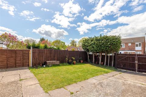 3 bedroom semi-detached house to rent, Gayhurst Close, Caversham, Reading, Berkshire, RG4