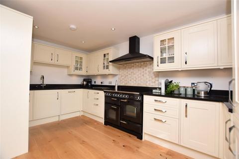 41 Broadclose Hill, Bude, EX23 8EQ