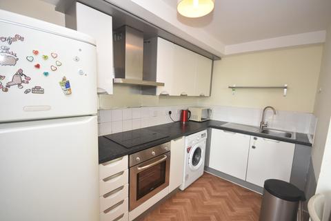 2 bedroom apartment to rent, Trinity Court, Higher Cambridge Street, Manchester, M15 6AR