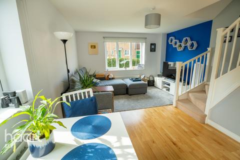 30 Allen Road, Ely, CB7 4GR