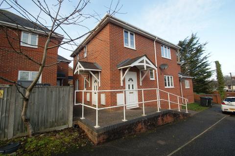 1 bedroom flat to rent, Station Approach, Ludgershall, SP11