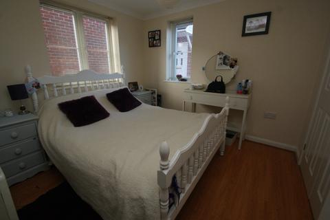 1 bedroom flat to rent, Station Approach, Ludgershall, SP11