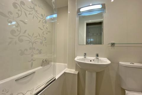 Flat 4, 8 Evesham Road, Cheltenham, GL52 2AB