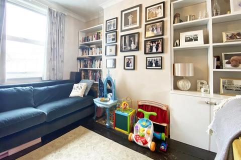 110 Fairview Road, Cheltenham, GL52 2ER