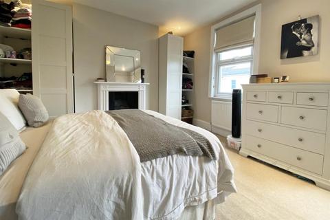 110 Fairview Road, Cheltenham, GL52 2ER