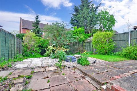 40 Bryant Close, Nettlestead, Maidstone, ME18 5EX