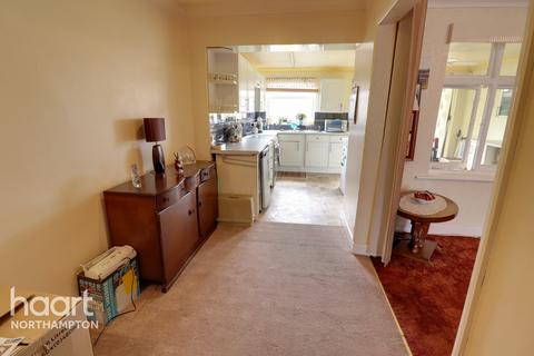 33 Currie Road, Northampton, NN2 6HG