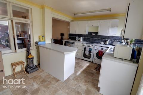33 Currie Road, Northampton, NN2 6HG