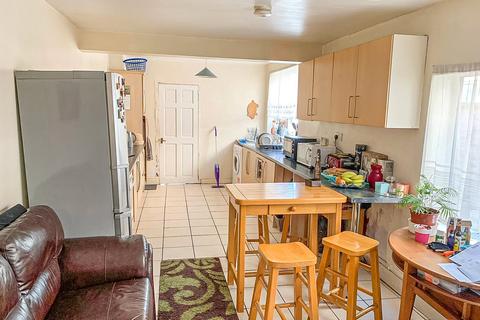 116 Park Street, Grimsby, DN32 7NT