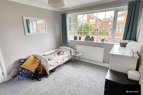 26 Ashridge Walk, Yaxley, Peterborough, PE7 3EU