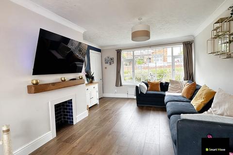 26 Ashridge Walk, Yaxley, Peterborough, PE7 3EU