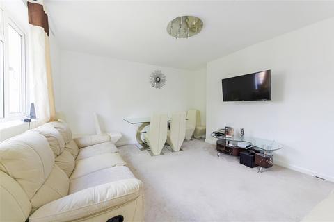 9 Ricards Road, London, SW19 7ES