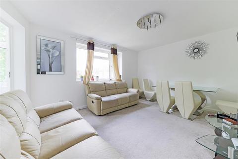 9 Ricards Road, London, SW19 7ES