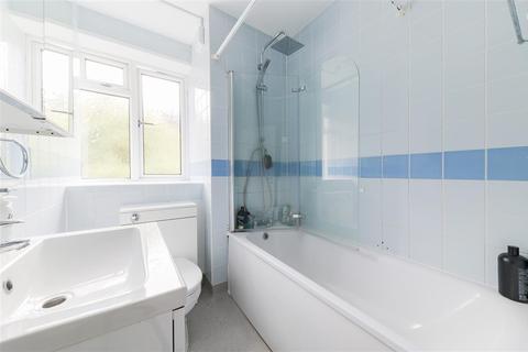 9 Ricards Road, London, SW19 7ES