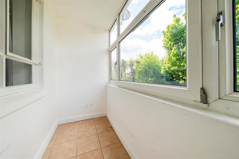 9 Ricards Road, London, SW19 7ES