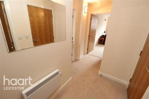 2 bedroom flat to rent, Alexandra House