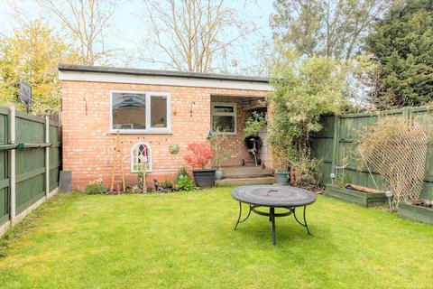 100 Selkirk Road, Twickenham, TW2 6PU