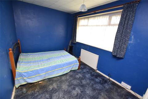 54 Lanshaw Crescent, Leeds, LS10 3NN