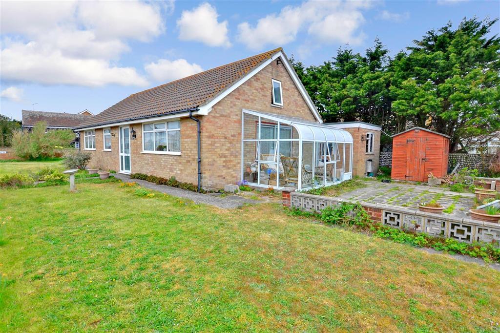 Taylor Road, Lydd On Sea, Romney... 3 bed detached bungalow £265,000