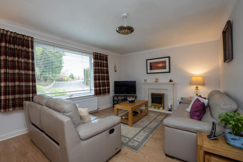 St Michaels Drive, Cupar, KY15 4 bed detached house £270,000