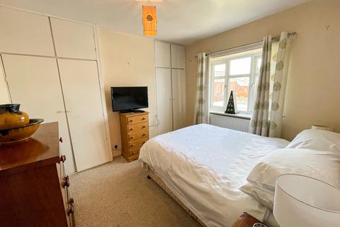 20 Holmer Road, Hereford, HR4 9SA