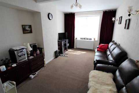 73 Hedgemans Road, Dagenham, RM9 6HT