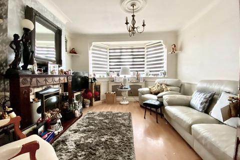 68 Harrow Crescent, Romford, RM3 7AJ