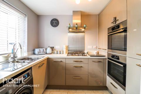 16 Berryfield, Coate, Swindon, SN3 6FB