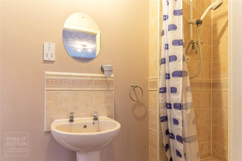 Ensuite