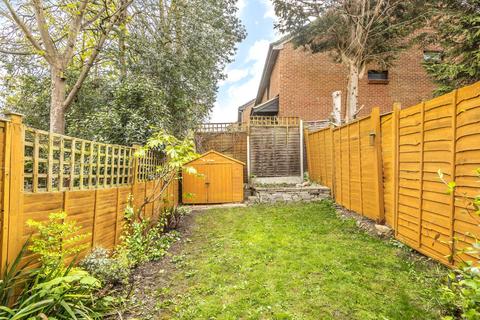 44 Cuthbert Gardens, London, SE25 6SS