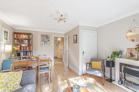 44 Cuthbert Gardens, London, SE25 6SS