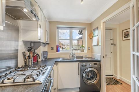 44 Cuthbert Gardens, London, SE25 6SS