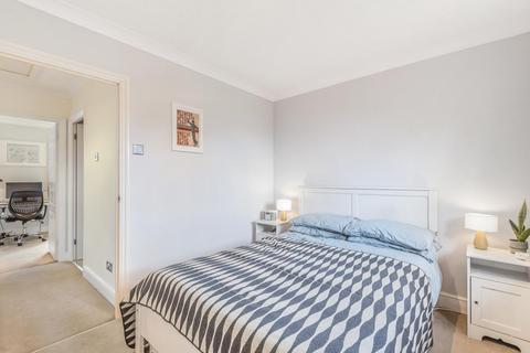 44 Cuthbert Gardens, London, SE25 6SS