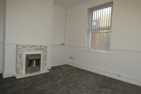 2 bedroom property to rent, Platt Street