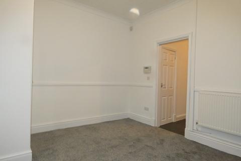 2 bedroom property to rent, Platt Street