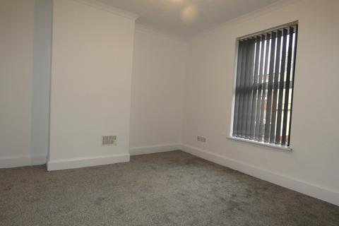2 bedroom property to rent, Platt Street