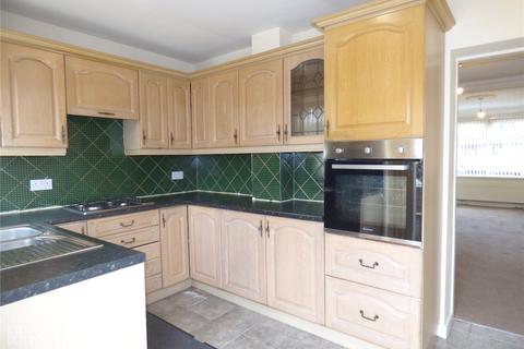 3 bedroom townhouse to rent, Fife Avenue, Chadderton, Oldham, OL9