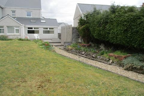 10 Gwilym Road, Cwmllynfell, Swansea, SA9 2GH